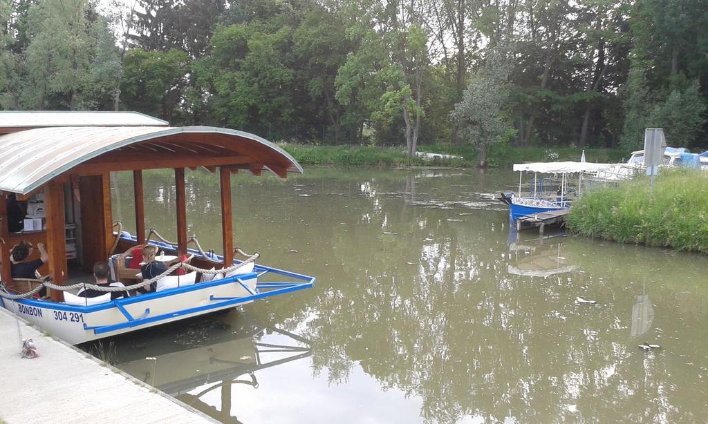 Apartmán U Kostela Veselí nad Moravou Esterno foto